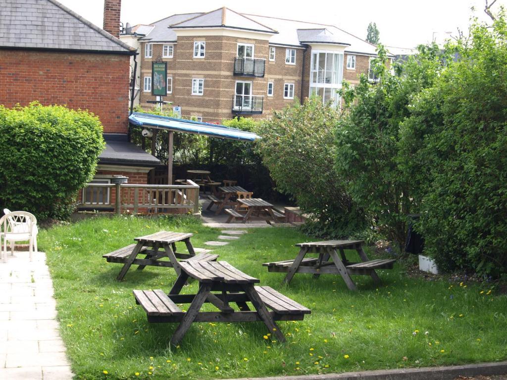 Jolly Brewers Free House Inn Bishop's Strotford Exterior foto
